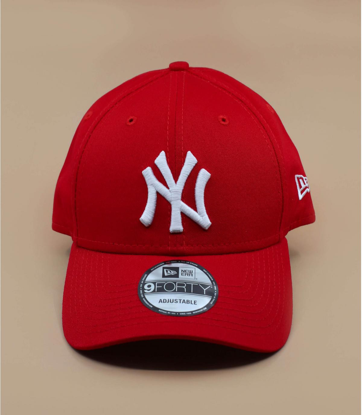 League Ess NY 9Forty red white New Era